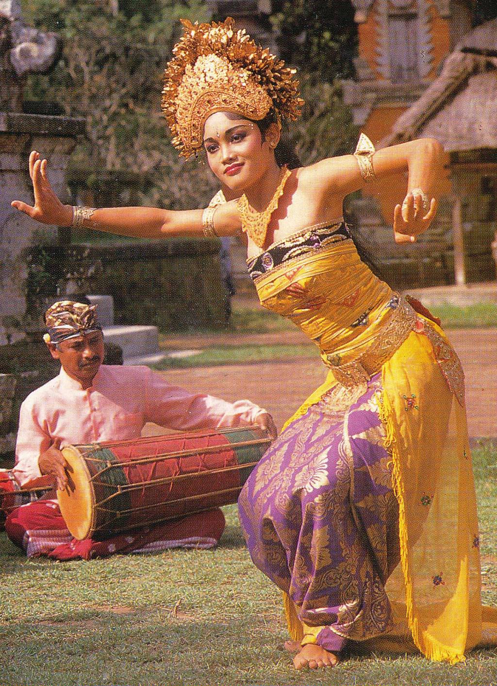 The Beauty Of Classical Balinese Dance
